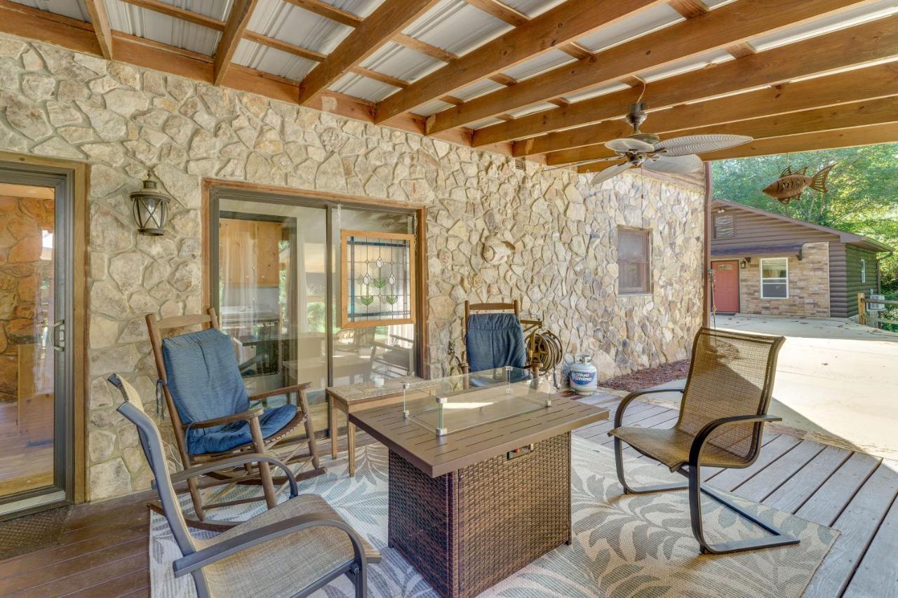 Pet-Friendly Hickory Vacation Rental With Fire Pit! Exterior photo